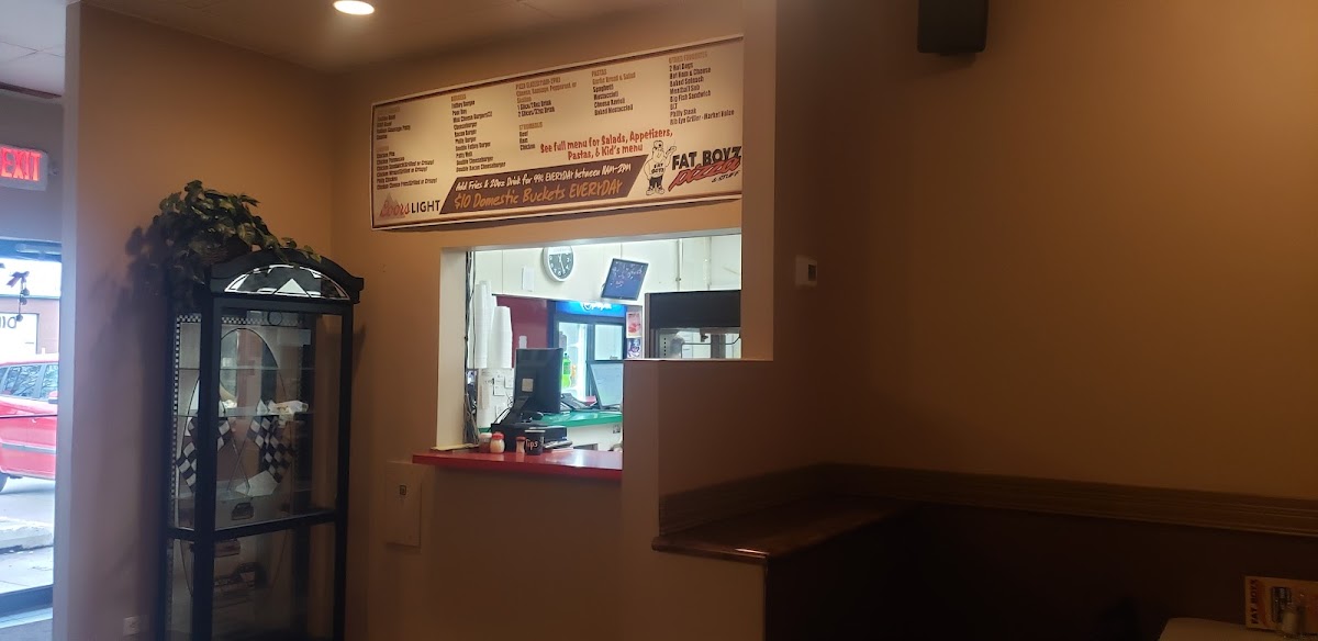 Menu Fat Boyz Pizza & Stuff-3